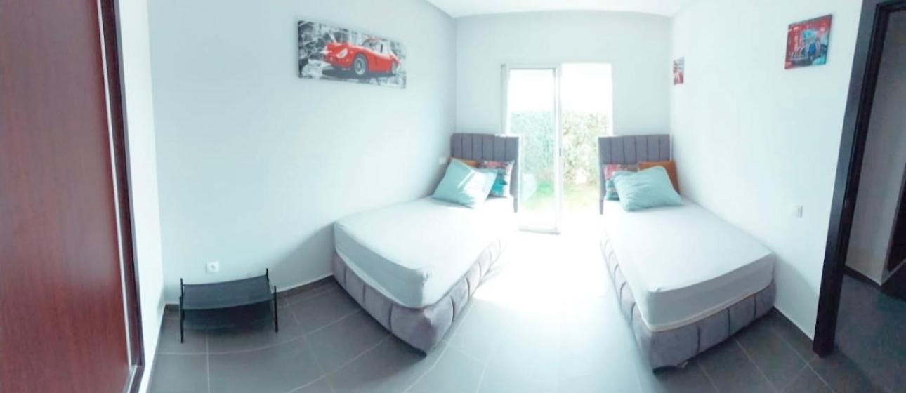 Appartement Luxueux Et Moderne A Sidi Rehal Dar Hamida Habitación foto